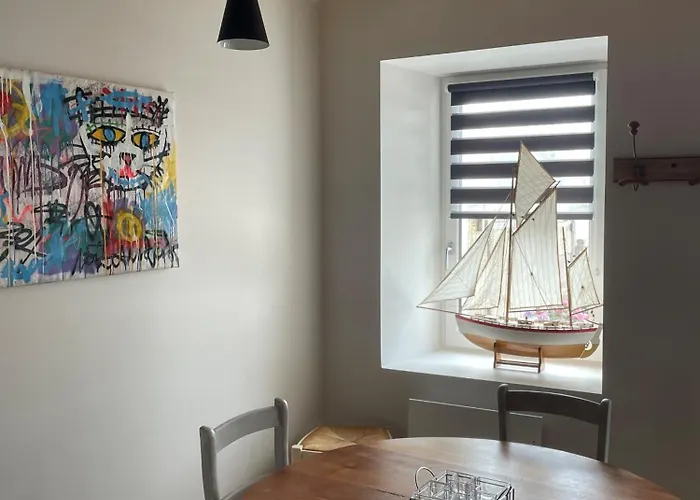 Maison Proche Bourg Et *